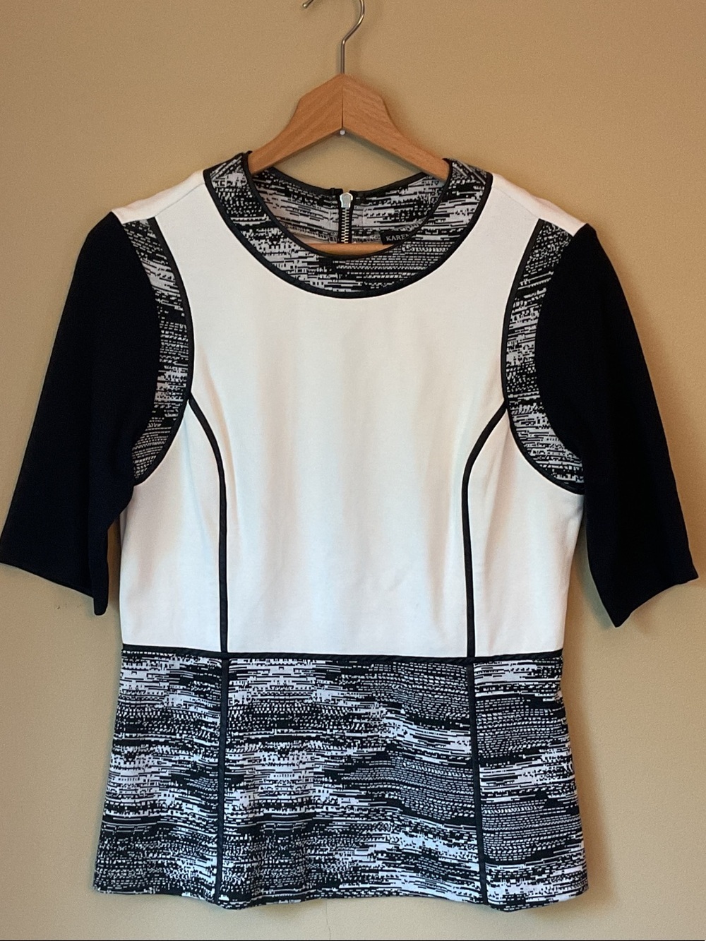 Karen Harmon Structured Color-block Top with piping Size 10